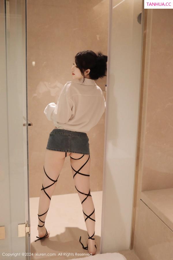   [XiuRen]高清写真图 2024.04.16 No.8400 陈小花 美胸性感第16张图片